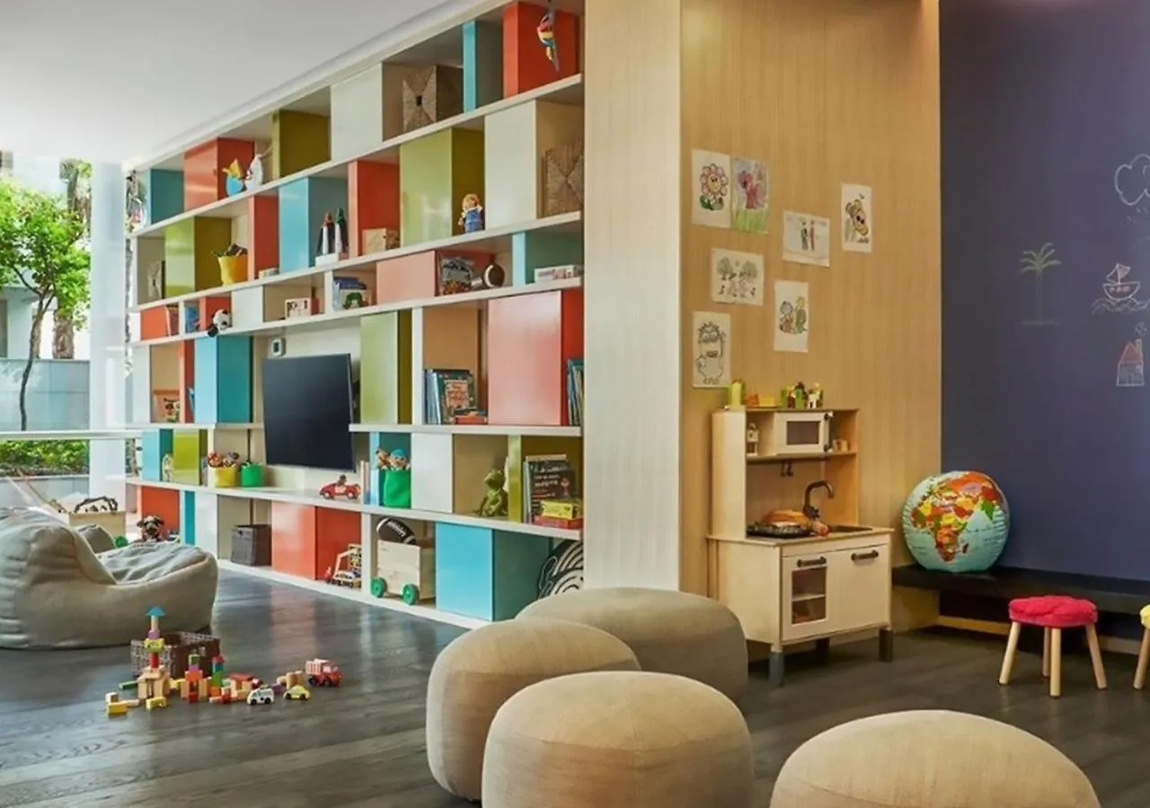 Luxury 2 Bedroom Apartment In The World Famous Resort Dubai