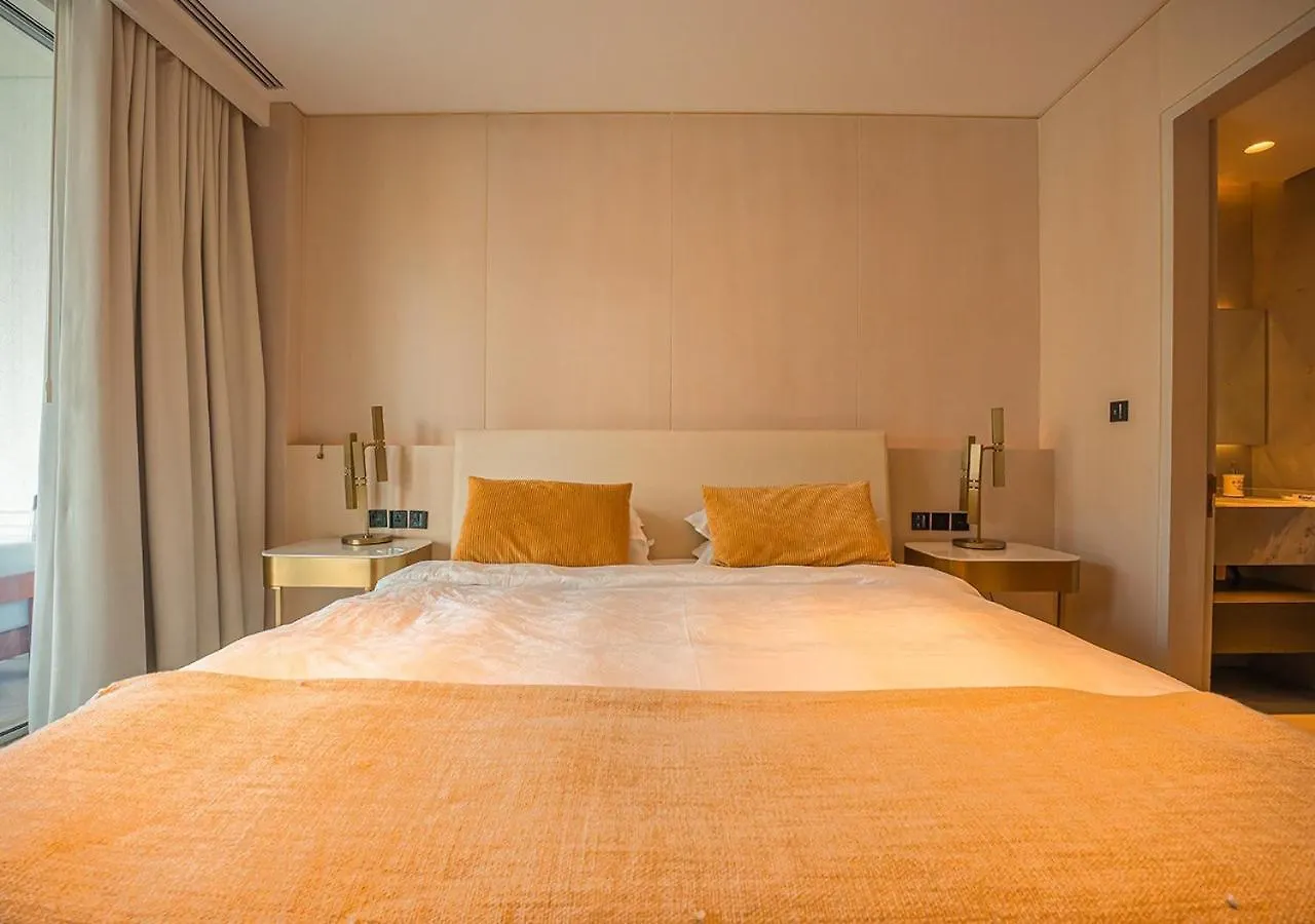 Luxury 2 Bedroom Apartment In The World Famous Resort Dubai United Arab Emirates