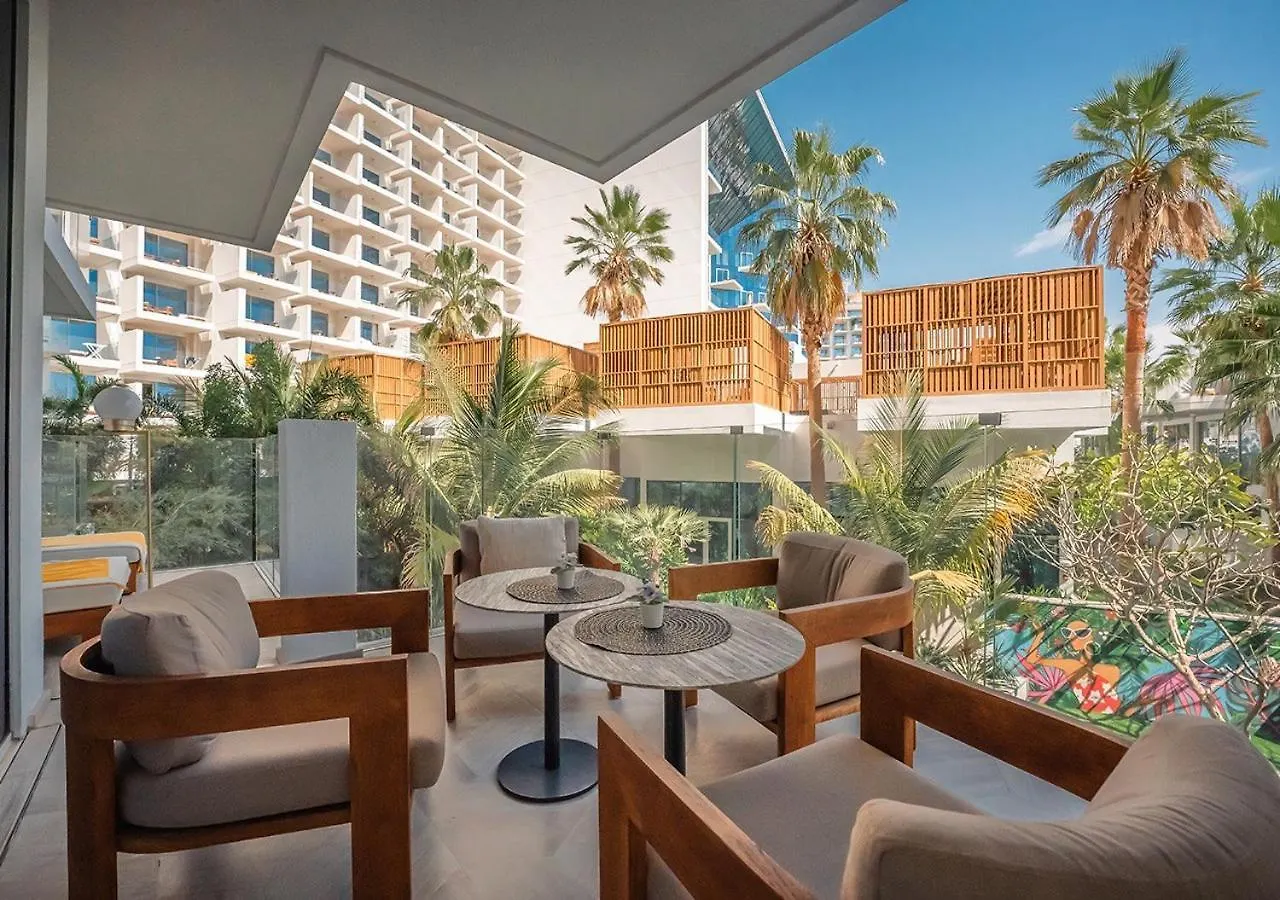 Luxury 2 Bedroom Apartment In The World Famous Resort Dubai